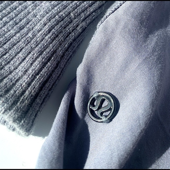 Lululemon Unity Pullover - Picture 3 of 6